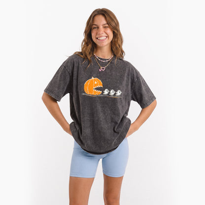 Pumpkin Chasing Ghost Halloween Washed Tees
