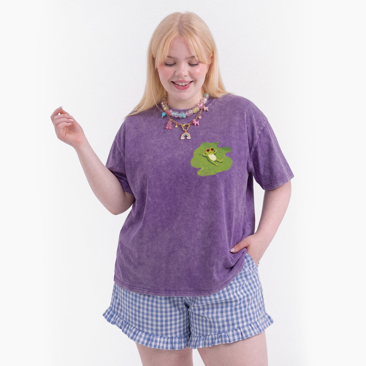 Cute Chill Frog Washed Tees